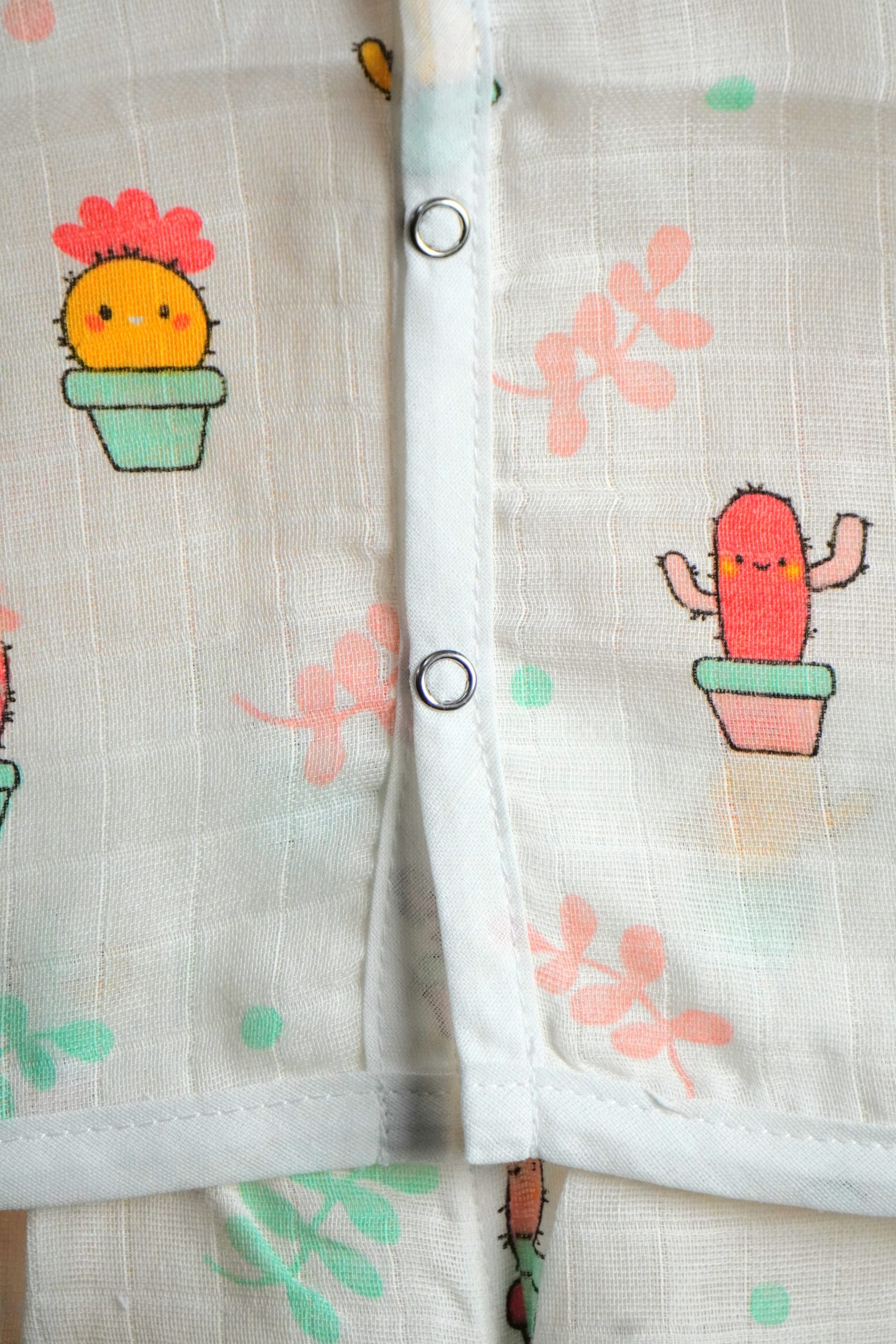 Cactus print-Sleeve less set - Image 3