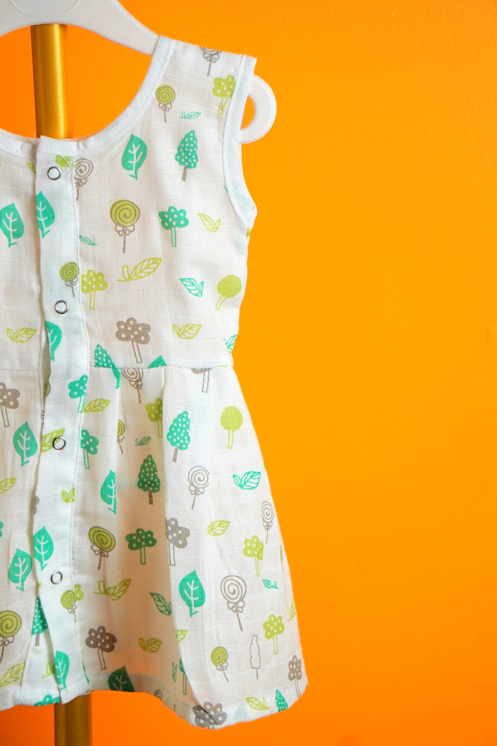 Leaf patterns - Button Frock - Image 2